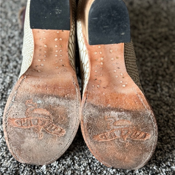 Freebird by Steven Brown and Cream Heeled Boots - Picture 6 of 7